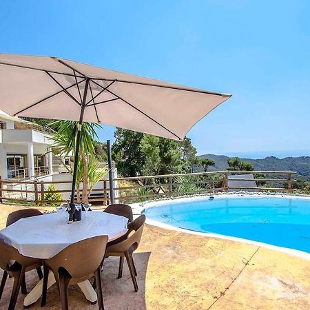 Villa Mestra Sant Cebrià de Vallalta Exterior foto