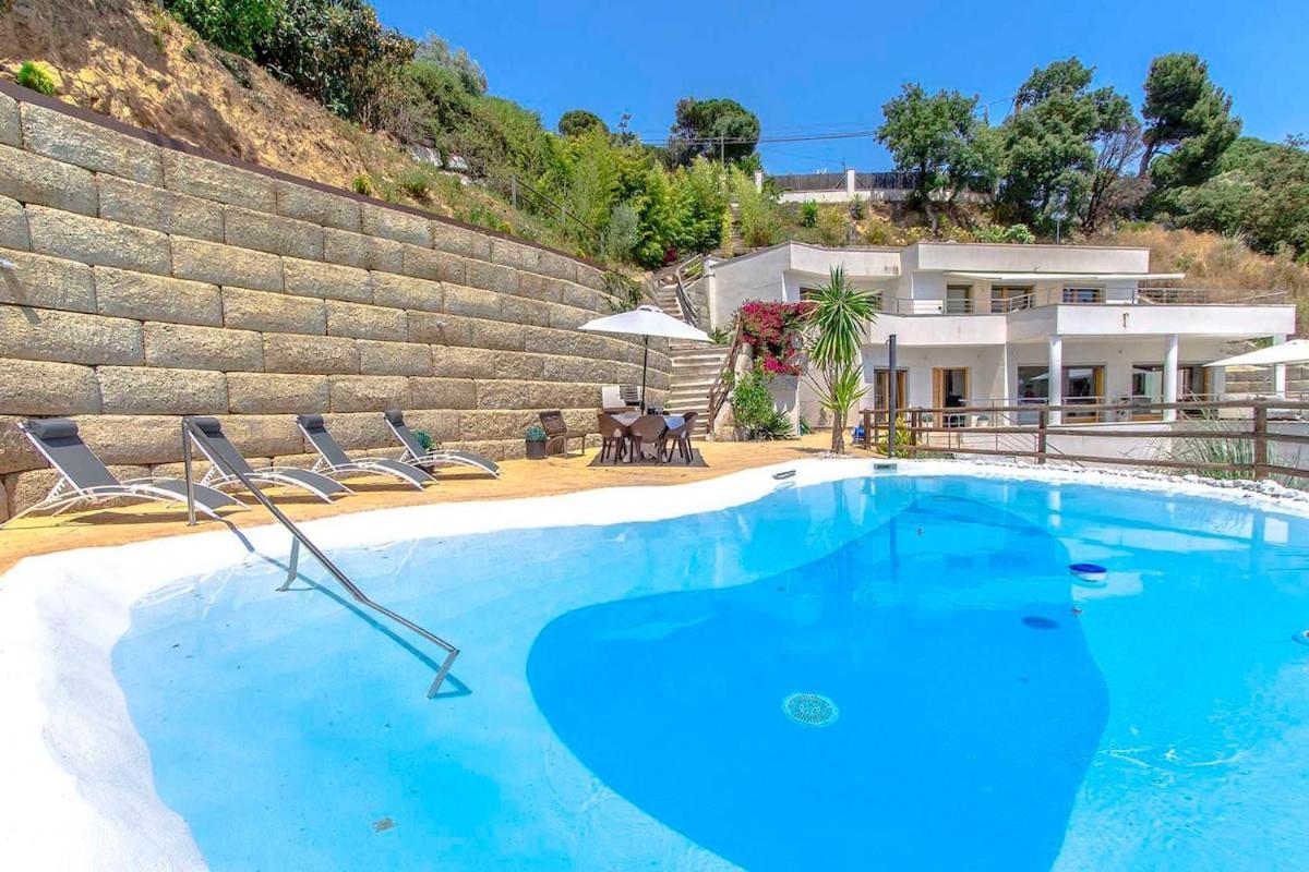 Villa Mestra Sant Cebrià de Vallalta Exterior foto