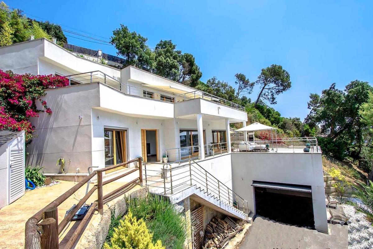 Villa Mestra Sant Cebrià de Vallalta Exterior foto