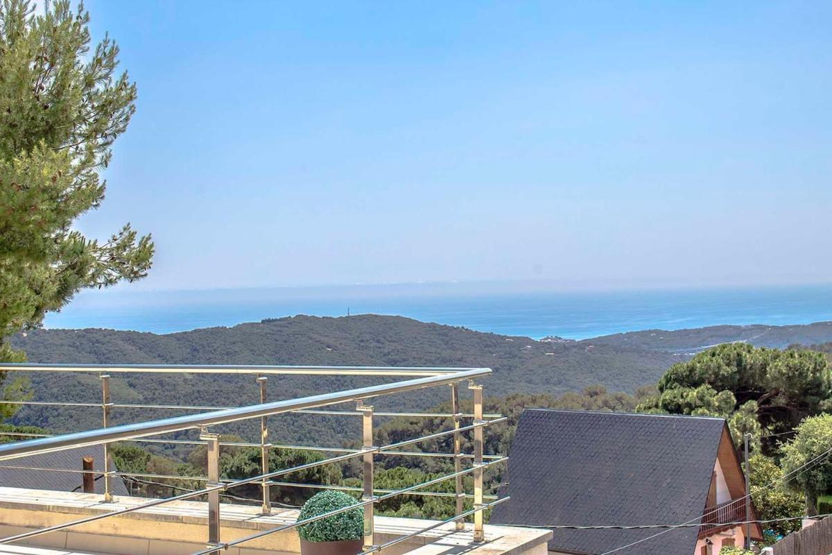 Villa Mestra Sant Cebrià de Vallalta Exterior foto