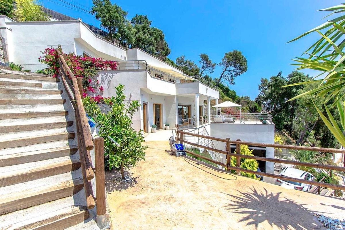 Villa Mestra Sant Cebrià de Vallalta Exterior foto